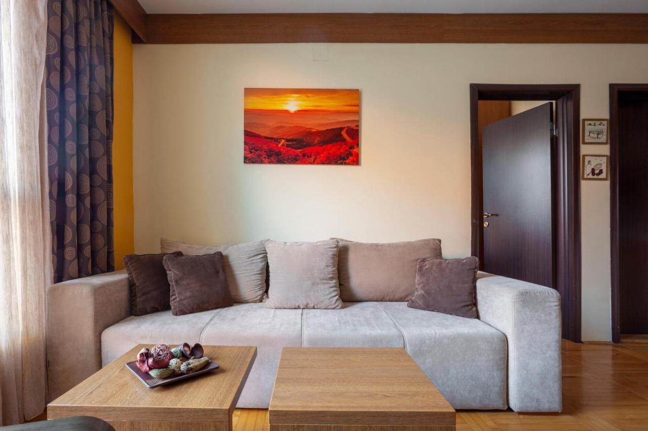 Ferienwohnung Hostgost At Kraljevi Cardaci Kopaonik Exterior foto